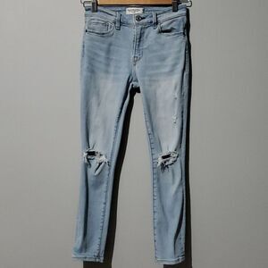 Abercrombie & Fitch jeans women's size 0S size 25 light blue super skinny